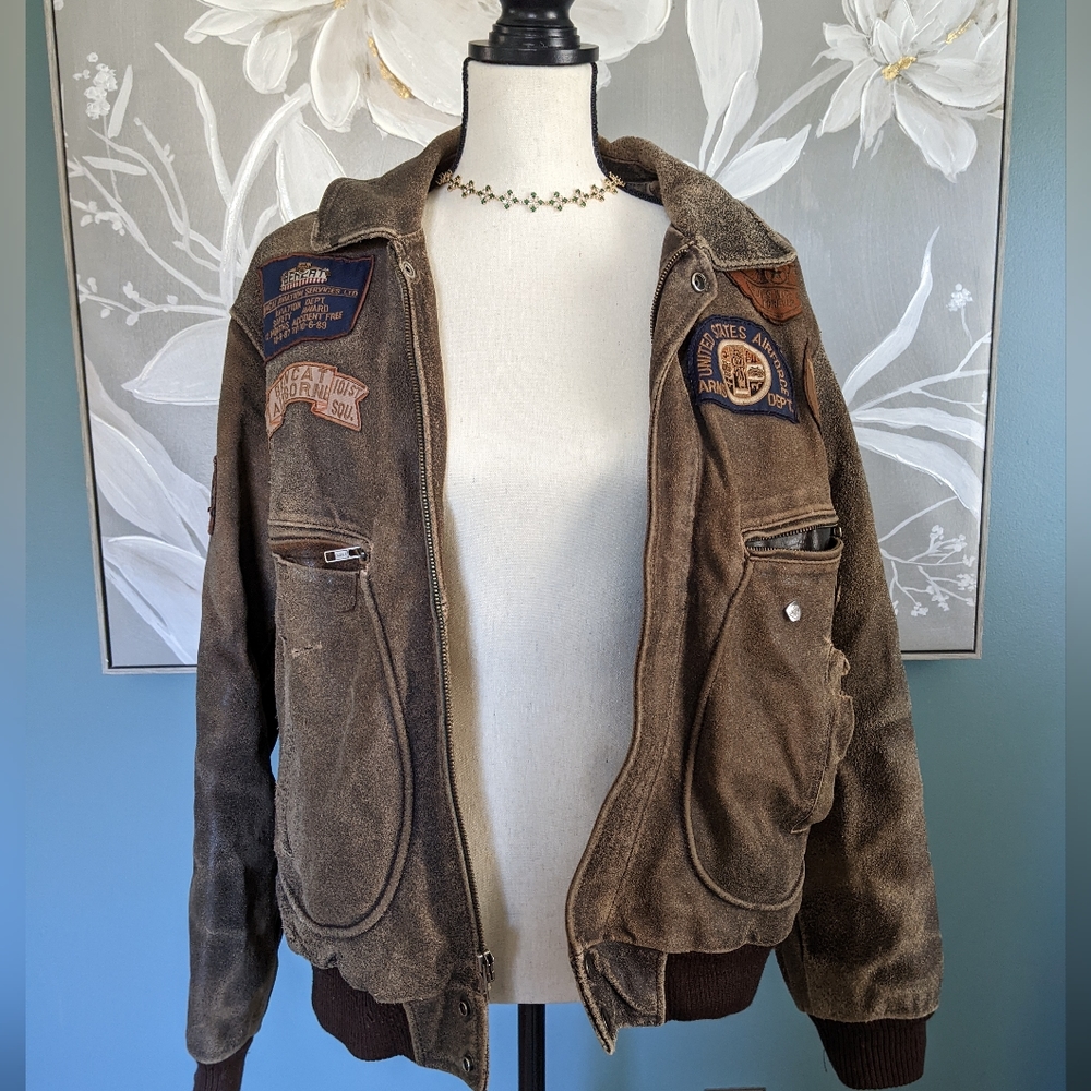 Vintage Aviation Academy Bomber